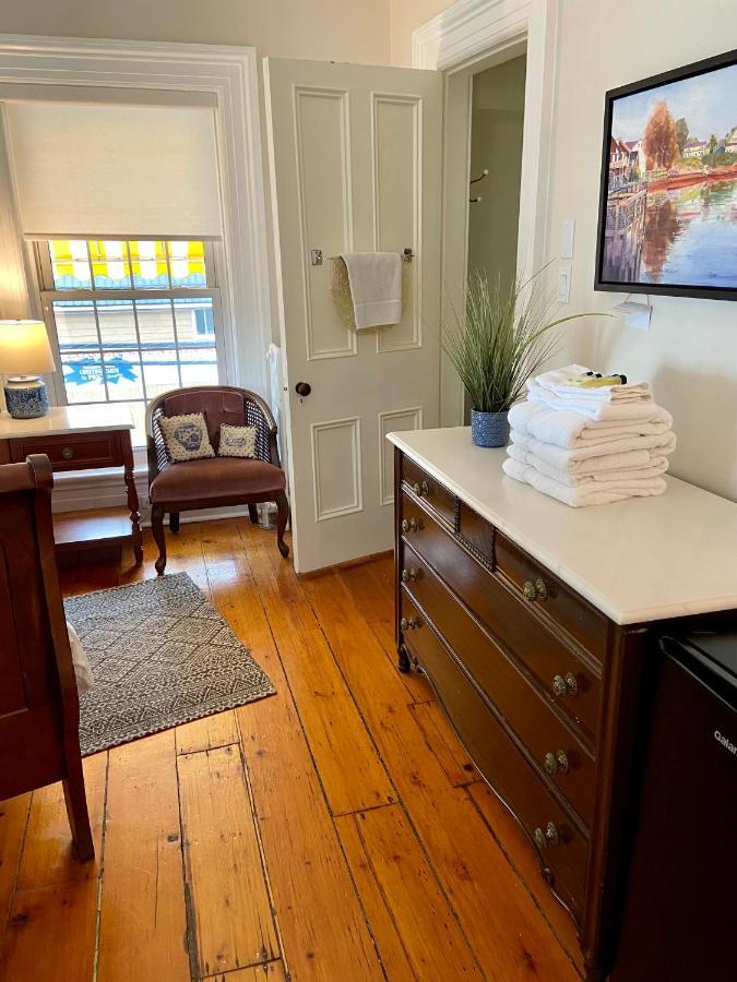 The Cove Inn Westport Экстерьер фото